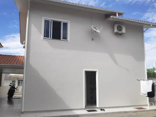 Casa a venda no Centro da Palhoça SC