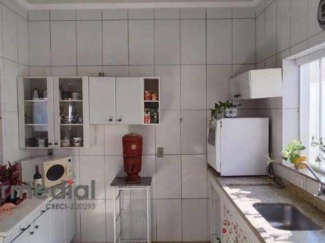 Casa à venda no Centro de Cerquilho com 205m²