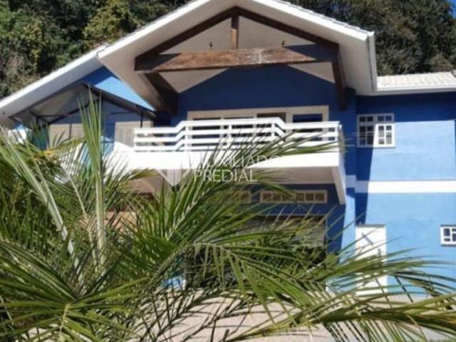 CASA A VENDA NO CENTRO DE CRUZEIRO DO SUL
