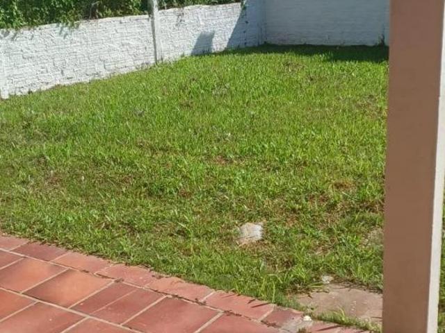 Casa à venda no Centro de Quintão com 113m2 e pátio fechado