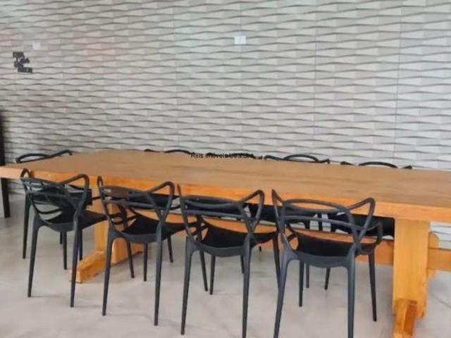 Casa a Venda No Centro De Ubatuba com 451 m² de terreno e 330 m² de área construída