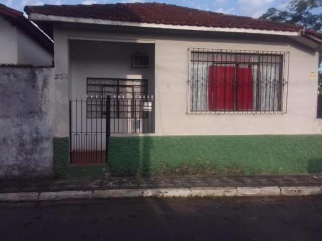 Casa à venda no Centro