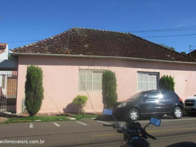 Casa à venda no Centro