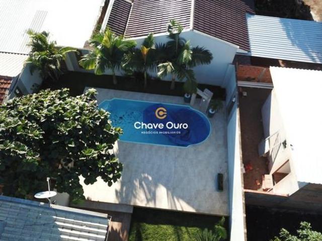Casa à venda no Centro