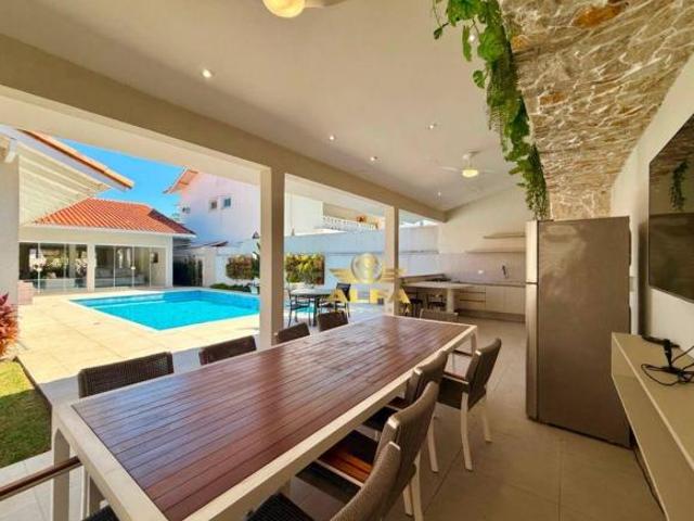 Casa à Venda no Acapulco em Guarujá | Alfa Imóveis Guarujá