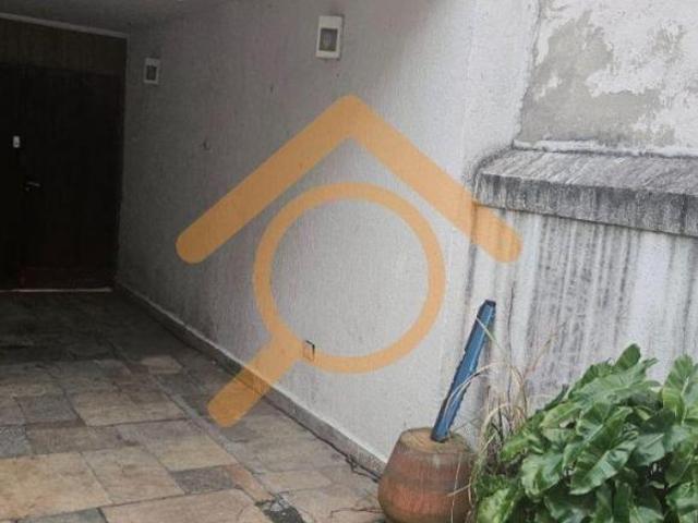 Casa à venda no Alto da Boa Vista, 180 m², 3 quartos, 4 vagas, terreno de 300 m²