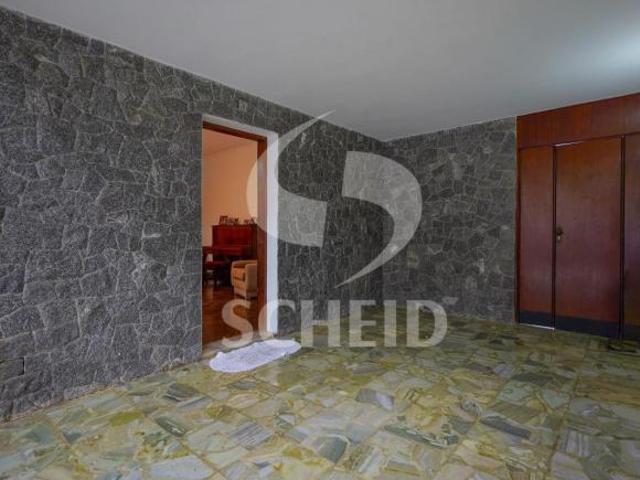 Casa à venda no Alto da Boa Vista com 300m² terreno 3 quartos sendo 1 suíte