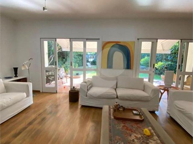 Casa a venda no Alto de PInheiros
