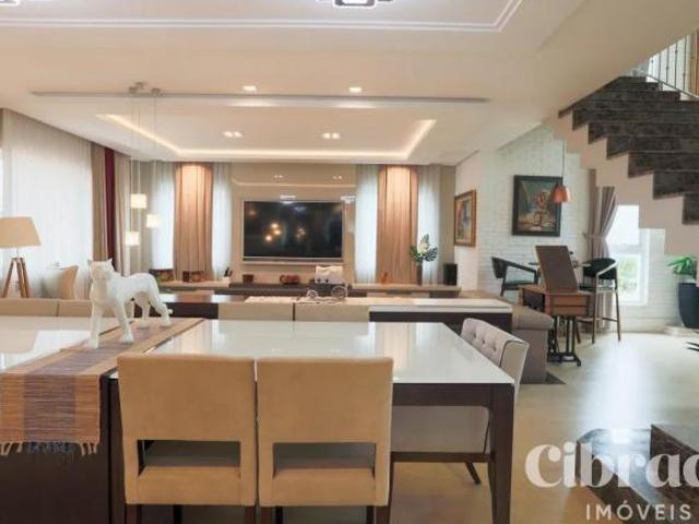 Casa á venda no Alphaville com 5 quartos