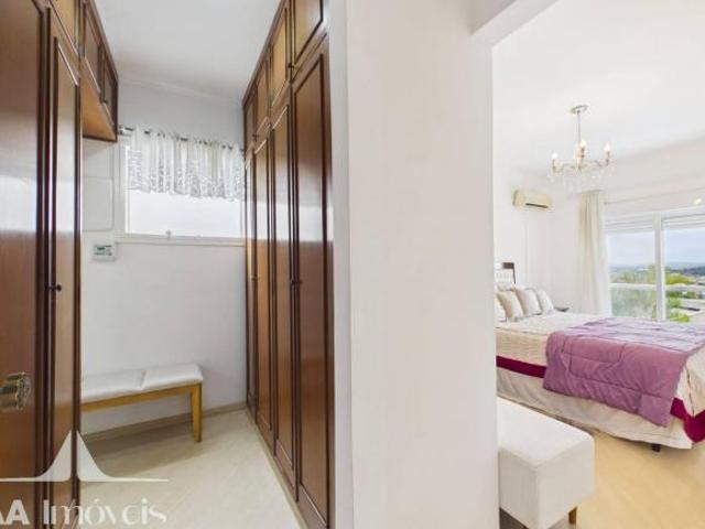 CASA À VENDA NO ALPHAVILLE RESIDENCIAL 9 – PISCINA E ESPAÇO DE LAZER