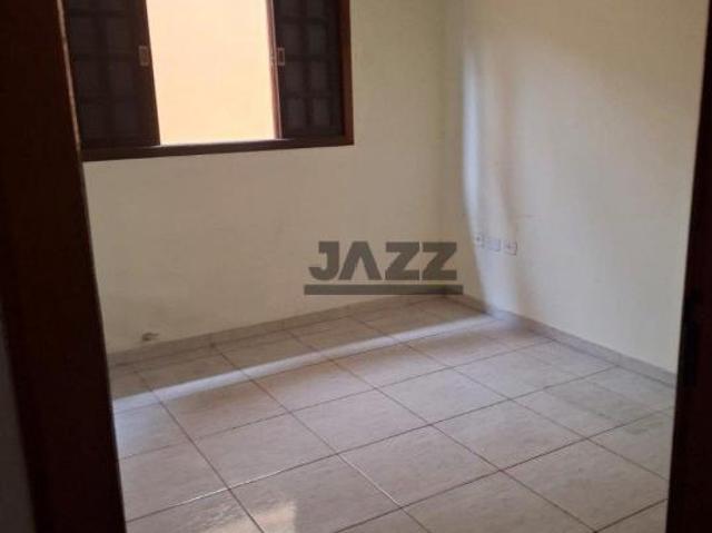 Casa à venda no Bosque dos Ipês com 3 Dormitórios, 1 Suite e Tranquilidade