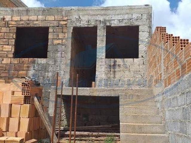 CASA À VENDA NO BAIRRO AERONAUTAS