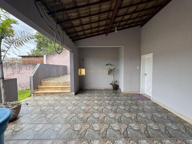 Casa à venda no bairro Albertina
