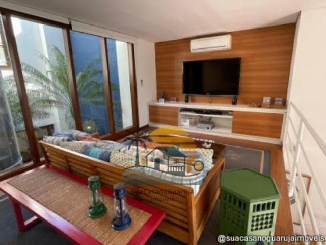Casa à venda no bairro Balneário Praia do Pernambuco em Guarujá/SP
