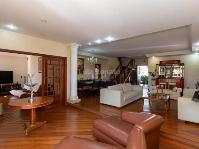 Casa à venda no bairro Belvedere