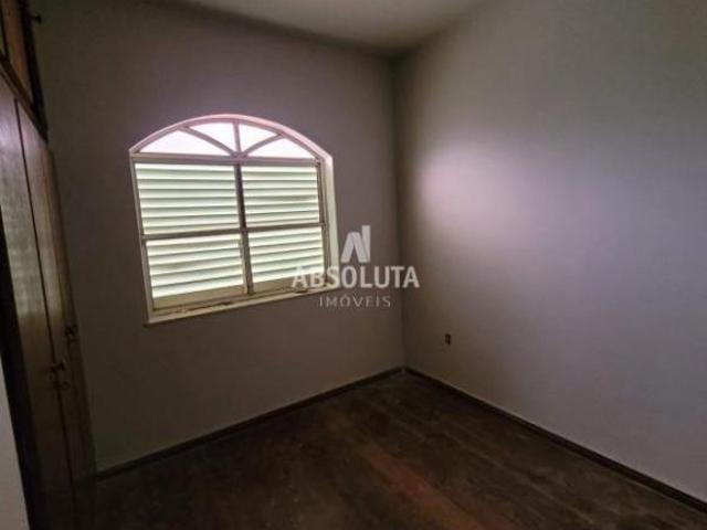 CASA À VENDA NO BAIRRO CAMPO ALEGRE