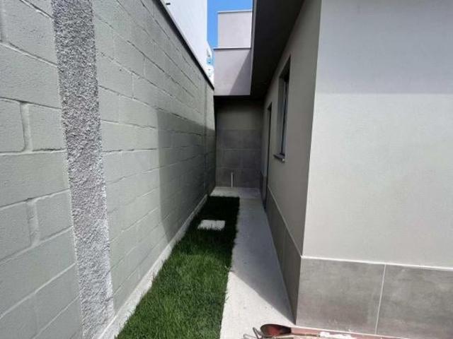 Casa á venda no bairro Campo