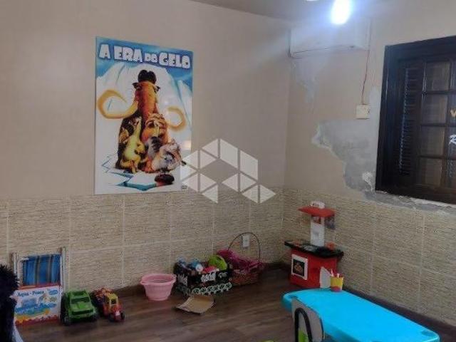 Casa a venda no bairro cavalhada, terreno de 12,50 x 25
