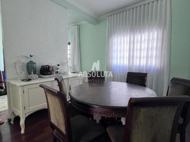 Casa à venda no bairro Central – Santo Antônio