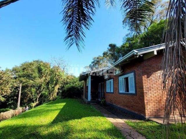 Casa à venda no bairro Centro Bom Princípio/RS