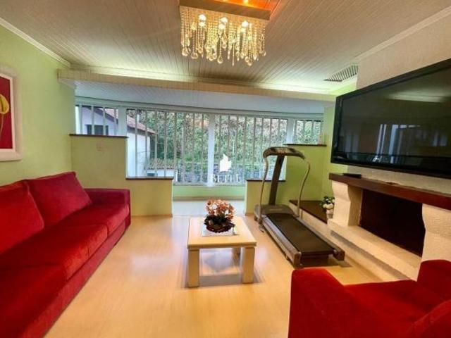 Casa à venda no bairro Centro Caxias do Sul/RS