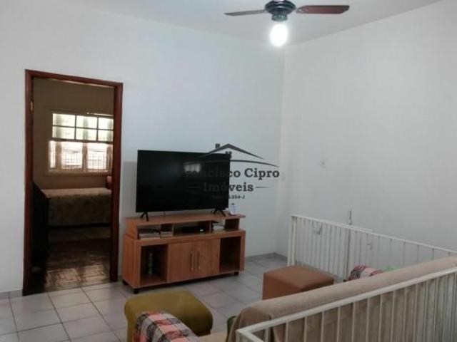 Casa à venda no bairro Centro Guaratinguetá/SP