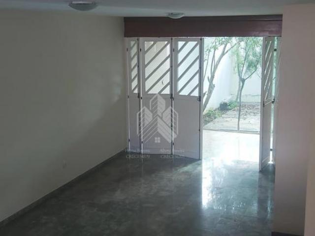 Casa à venda no bairro Centro Montes Claros/MG