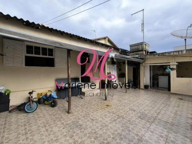 Casa a Venda no bairro Cidade Luiza, Jundiaí 2 dorms, 3 salas, 2 banheiros, 1 vaga. Aproveite!