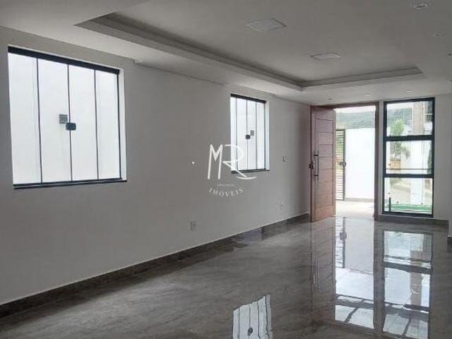 Casa à venda no bairro Cidade Nova Manhuaçu/MG
