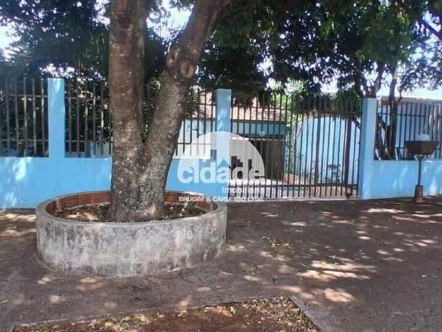 CASA À VENDA NO BAIRRO CLARITO – TERRENO AMPLO E EXCELENTE LOCALIZAÇÃO!
