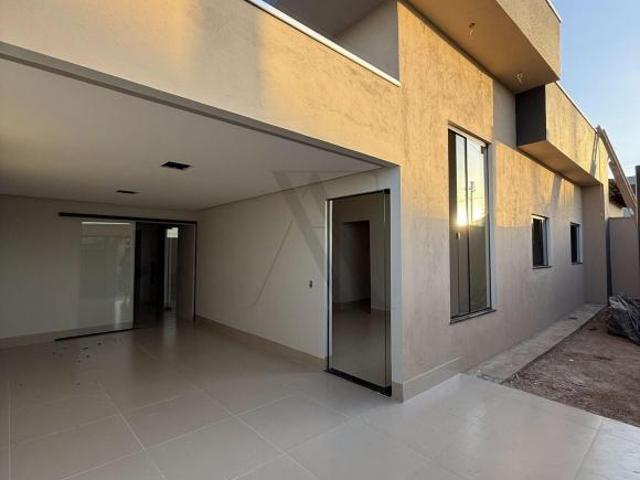 Casa à venda no bairro Colina Park Residencial Goianésia/GO