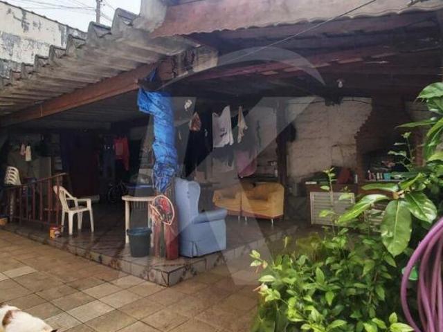 Casa á Venda no Bairro do Vila Constança, terreno medindo 15x30