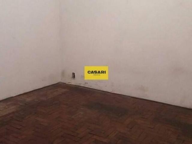 Casa à venda no Bairro Independência, São Bernardo – 3 dormitórios e amplo quintal