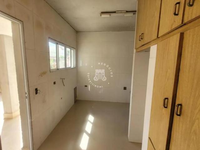 CASA À VENDA NO BAIRRO JARDIM DO LAGO EM JUNDIAÍ/SP