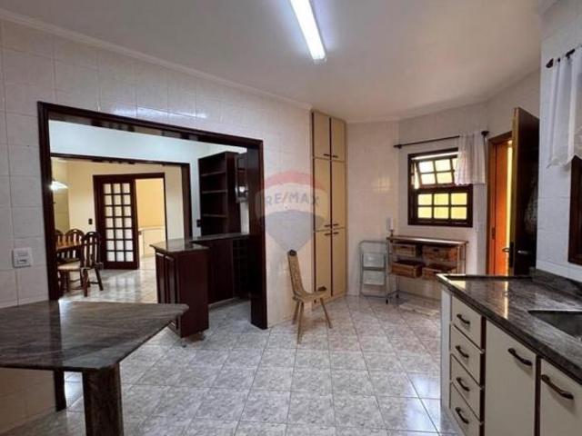 Casa à venda no Bairro Jardim Europa Bragança Paulista diferencial, são dois terrenos