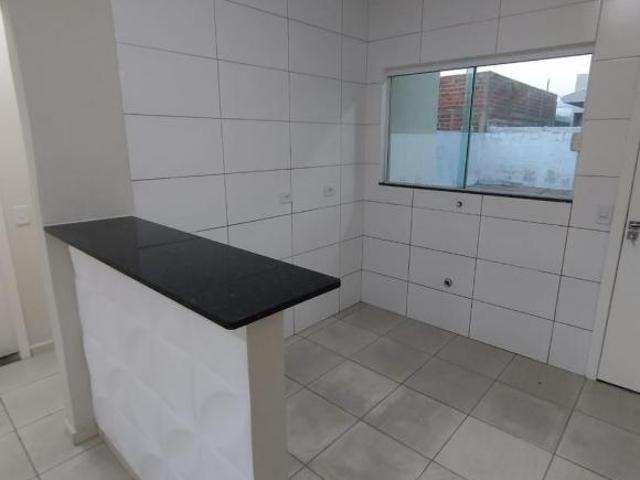 Casa à venda no bairro JARDIM MARAVILHA, em Mandaguaçu/PR.Esta residência oferece 80,00 m² de área p