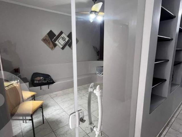 Casa à venda no bairro Jardim Santa Genebra