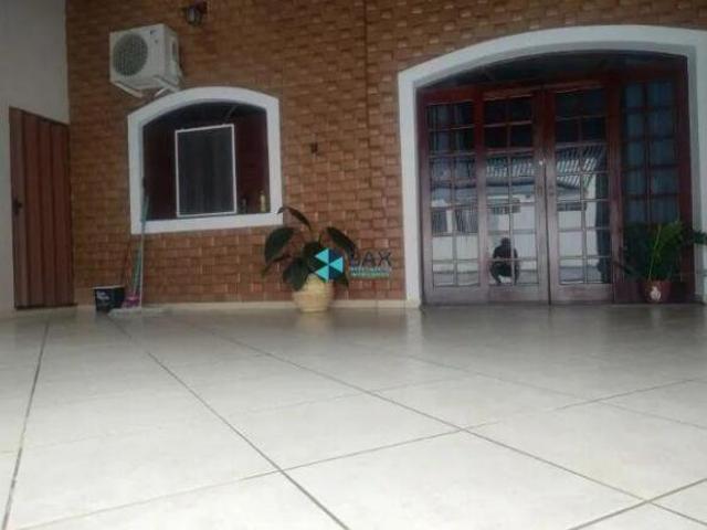 Casa à venda no bairro Jardim Satélite São José dos Campos/SP