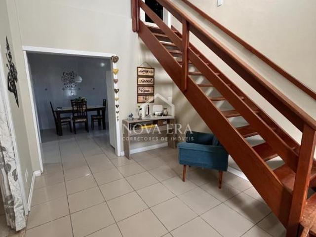 Casa à venda no bairro Parque da Matriz Cachoeirinha/RS
