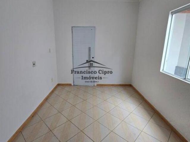 Casa à venda no bairro Parque São Francisco Guaratinguetá/SP