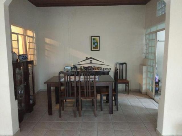 Casa à venda no bairro Pedregulho Guaratinguetá/SP