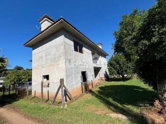 Casa à venda no bairro Piedade Bom Princípio/RS