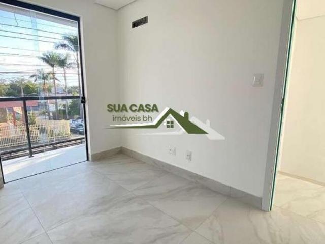 Casa à Venda no Bairro Planalto
