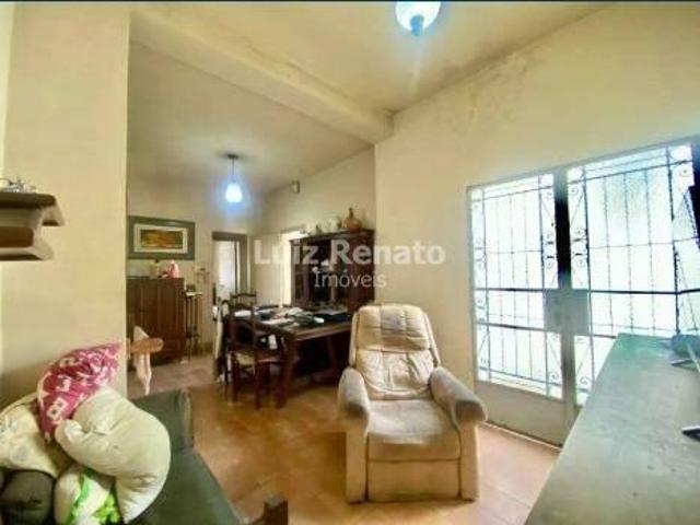 Casa á venda no bairro Sagrada Família
