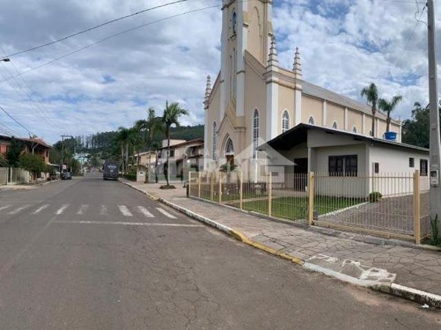 Casa à venda no bairro Santa Teresinha Bom Princípio/RS