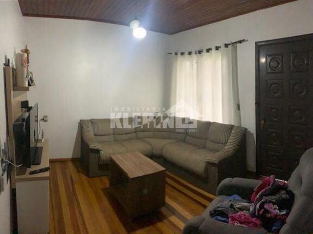 Casa à venda no bairro Santa Teresinha Bom Princípio/RS