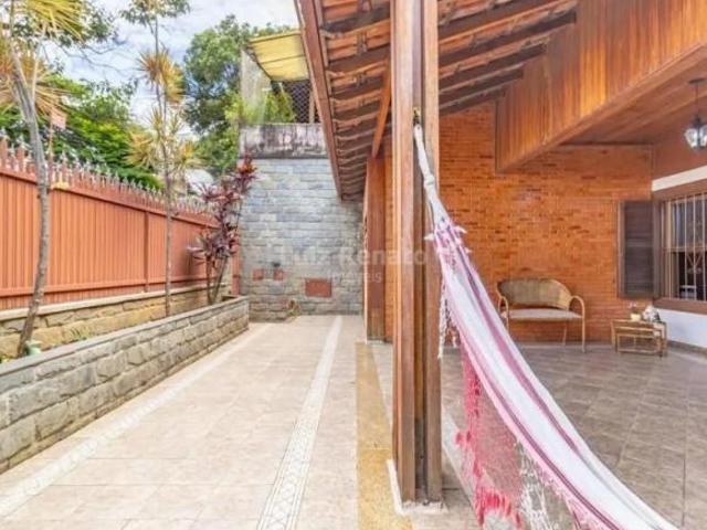 Casa à venda no bairro Serra