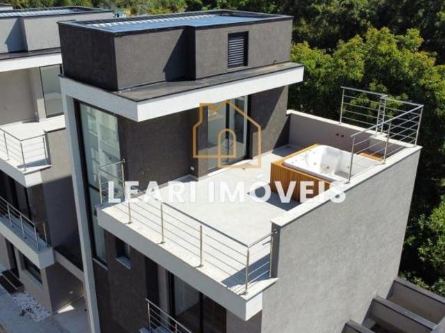 Casa à venda no bairro Uberaba Curitiba/PR