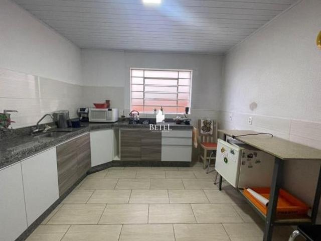Casa à venda no bairro Universitário Caxias do Sul/RS