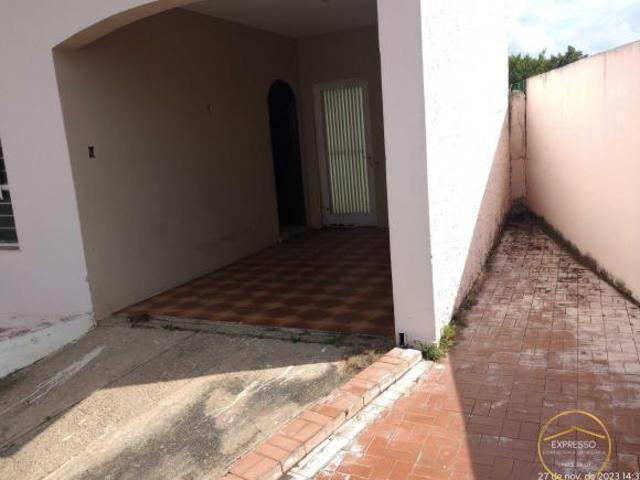 Casa à venda no bairro Vila Domingues Votorantim/SP
